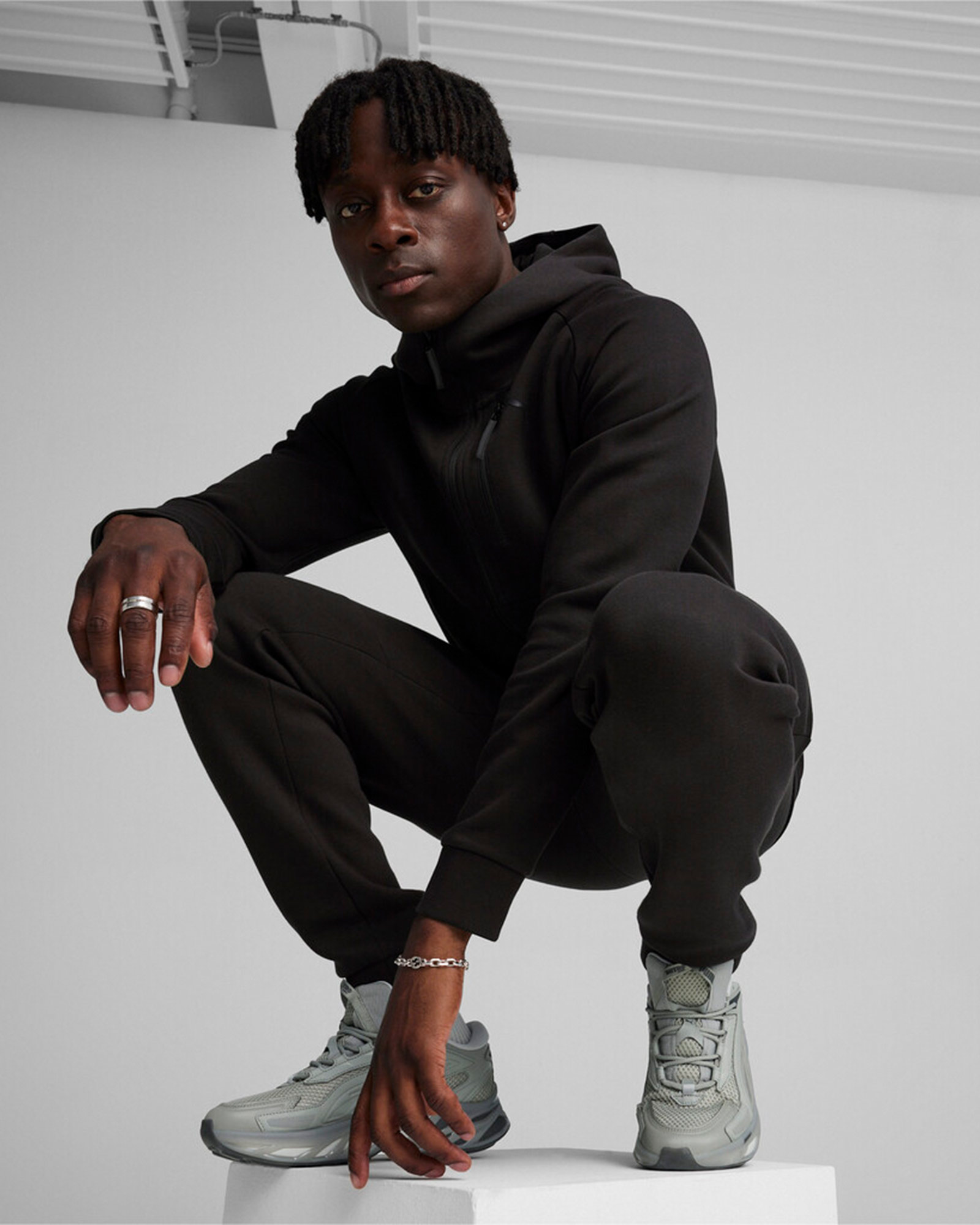 624385 PUMATECH FZ HOODIE DK