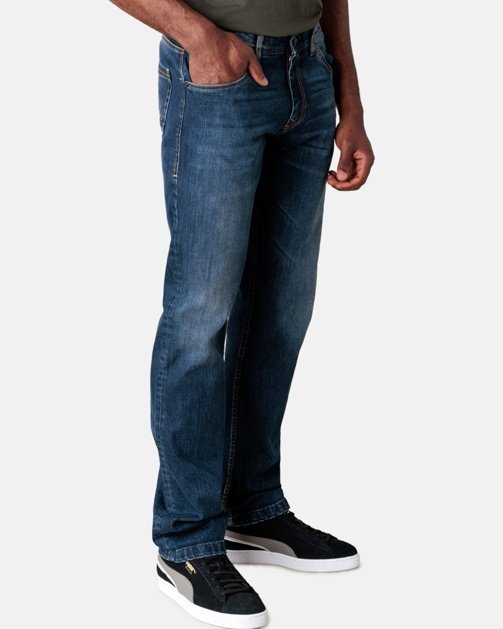 COVER E0564-23 TROY JEANS